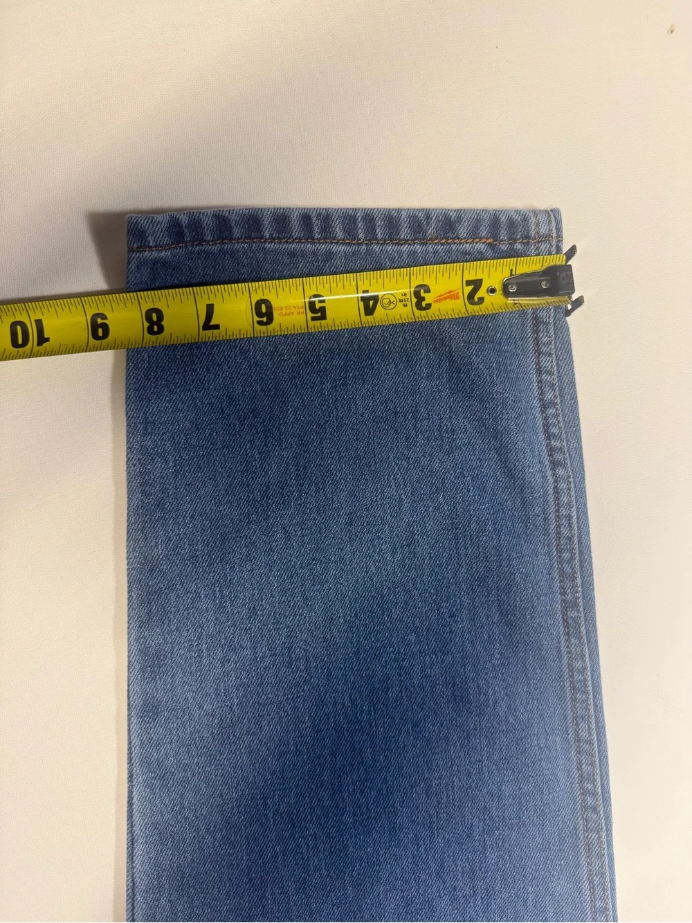 Levi's Men’s Straight Jeans in Medium Blue‎ Denim